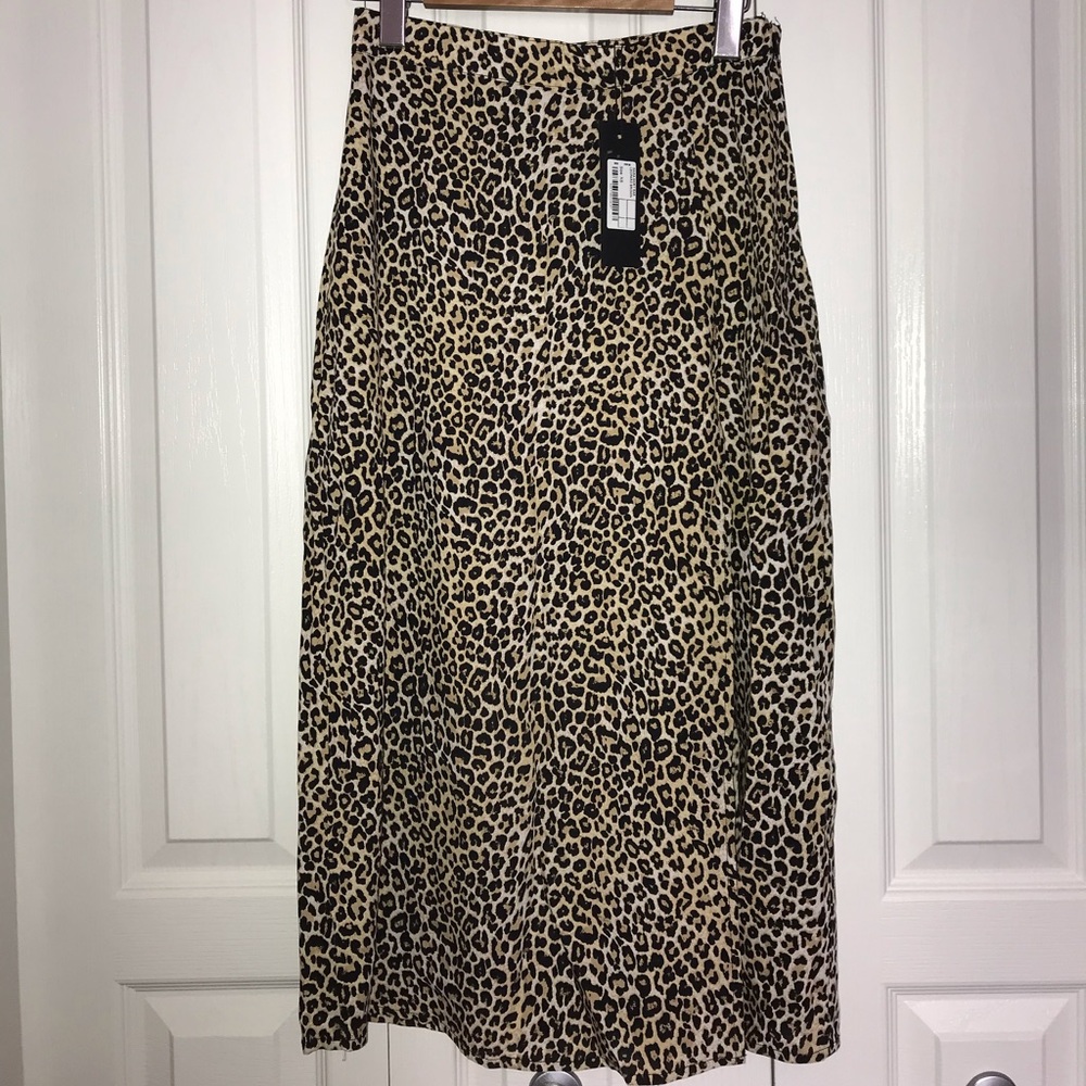 Grey Bandit leopard skirt with slit